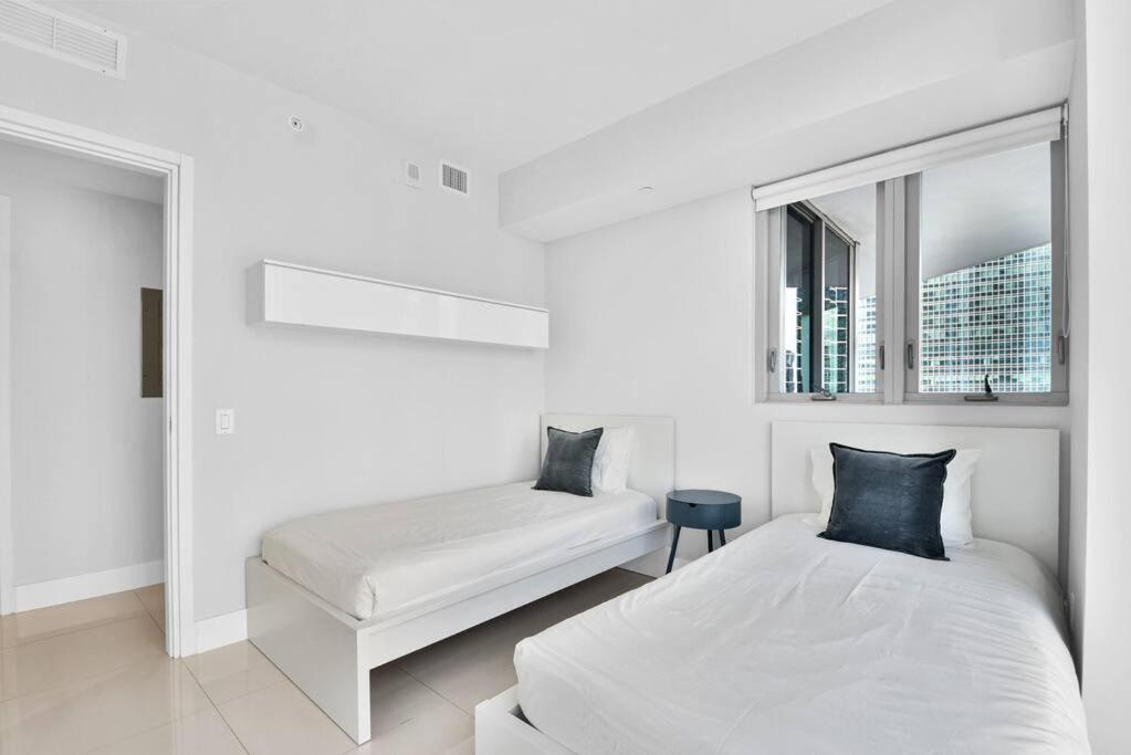 Lovely Upscale Condo Gorgeous View 2Bd 2Bath In Brickell Miami Extérieur photo