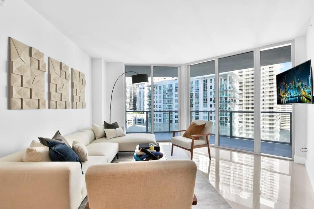 Lovely Upscale Condo Gorgeous View 2Bd 2Bath In Brickell Miami Extérieur photo