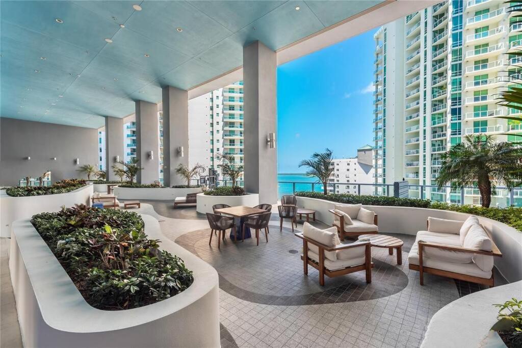 Lovely Upscale Condo Gorgeous View 2Bd 2Bath In Brickell Miami Extérieur photo